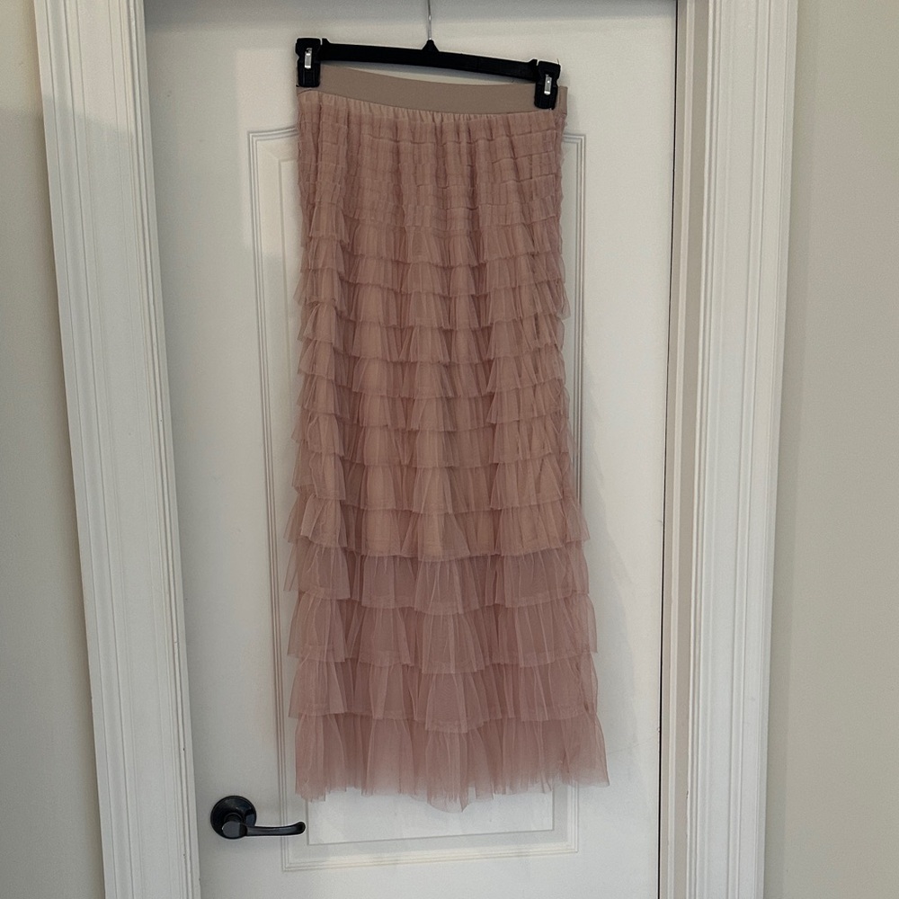 Elegant Pink Tiered Skirt